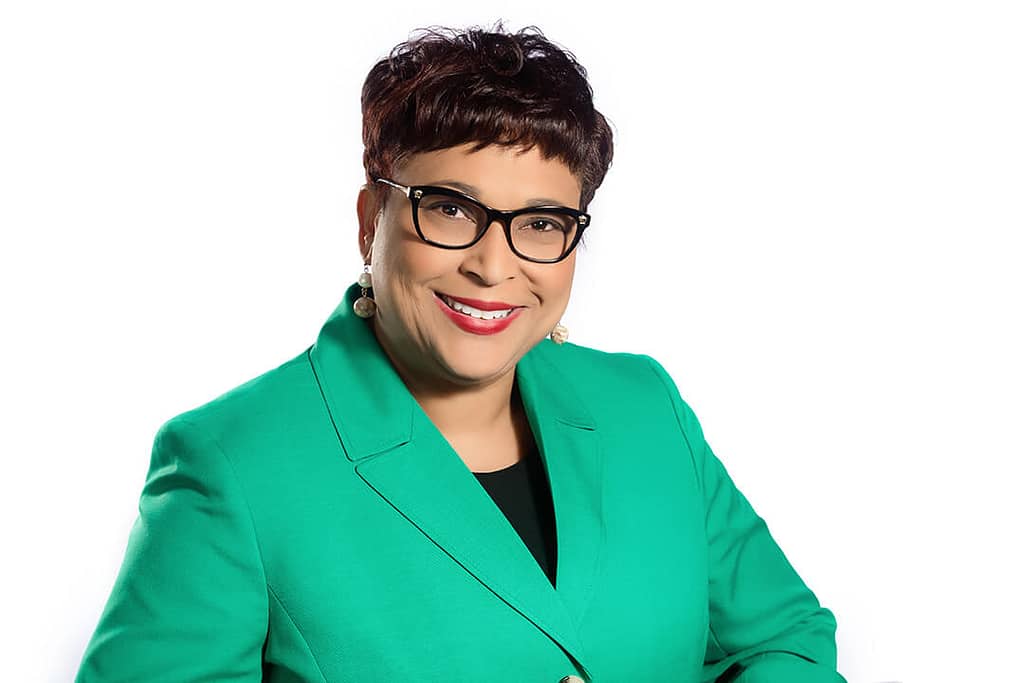 business_headshots_real estate photography_atlanta_karenimages 2020 - 37 - atlanta's commercial photographer studio sample of a corporate headshot taken on a white background following brand guidelines by karen images