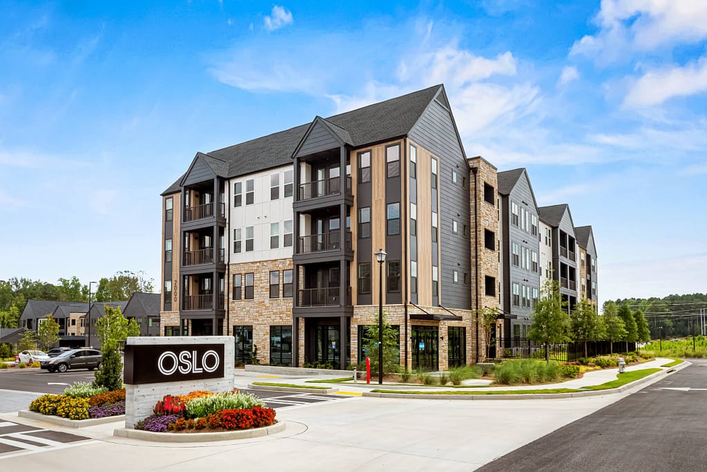 03 - oslo_mcshane construction_karen images 2024 -_ - atlanta's commercial photographer alternat view of exterior of oslo with sign by architectural photographer karen images