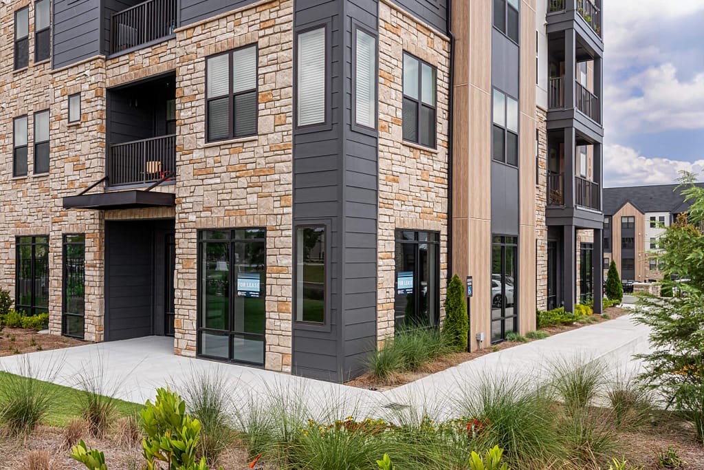 04 - oslo_mcshane construction_karen images 2024 -_ - atlanta's commercial photographer detail of exterior facade of oslo by architectural photographer karen images