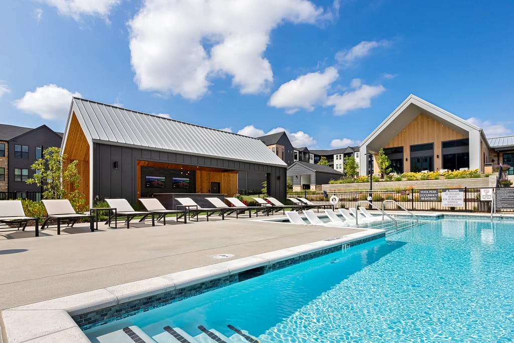 18 - oslo_mcshane construction_karen images 2024 -_ - atlanta's commercial photographer view of swimming pool and lounge area at oslo by architectural photographer karen images