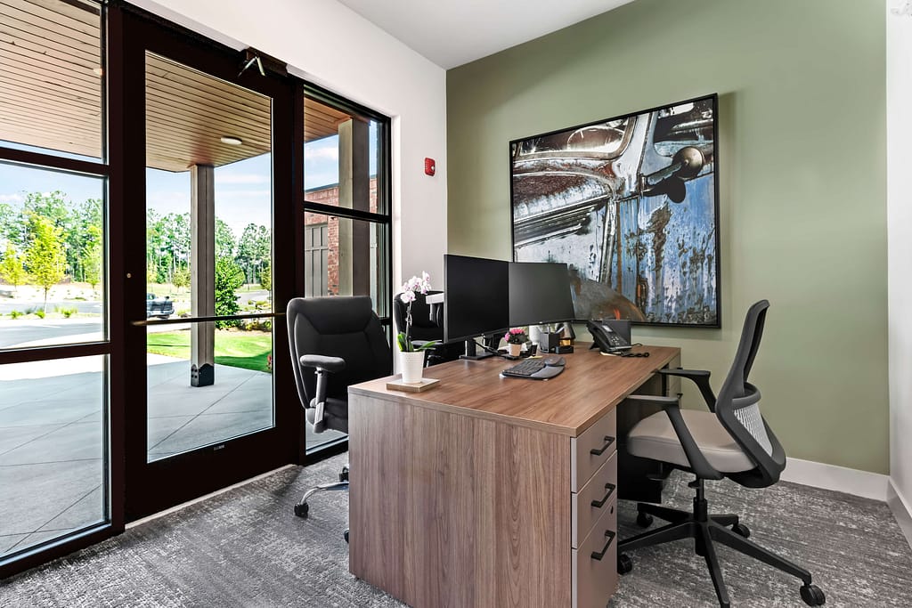 22 - mcshane_the veranda at assembly - atlanta's commercial photographer leasing office of veranda at assembly a kitchen in a one bedroom model home at crofthouse photographed by architectural photographer karen images