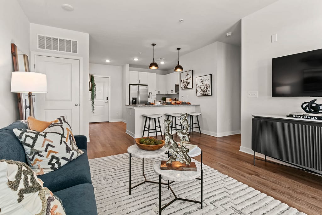 43 crofthouse_one bedroom_den 2_karen images_2024 - 02 copy - atlanta's commercial photographer overview of a one bedroom apartment at crofthouse photographed a kitchen in a one bedroom model home at crofthouse photographed by architectural photographer karen images