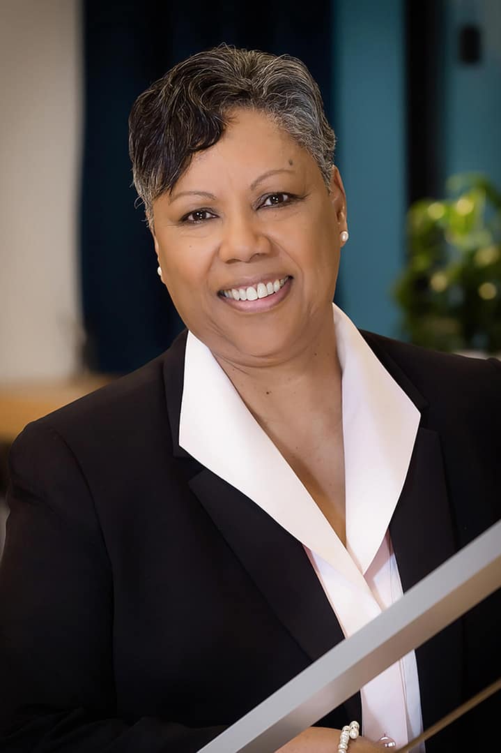portfolio sample of a corporate headshot by atlanta headshot photographer karen images_003 - atlanta's commercial photographer